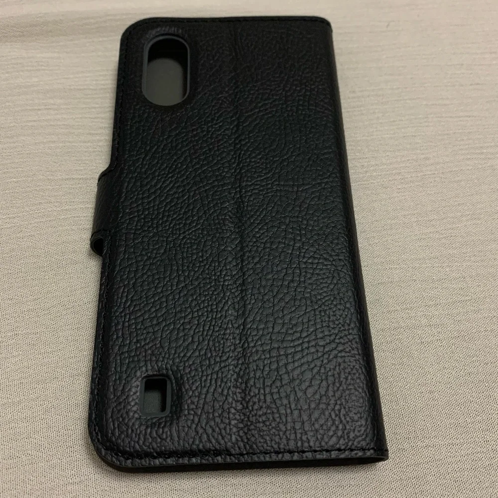 Samsung Galaxy A01 FOLIO | Protective Case Metro by T-Mobile